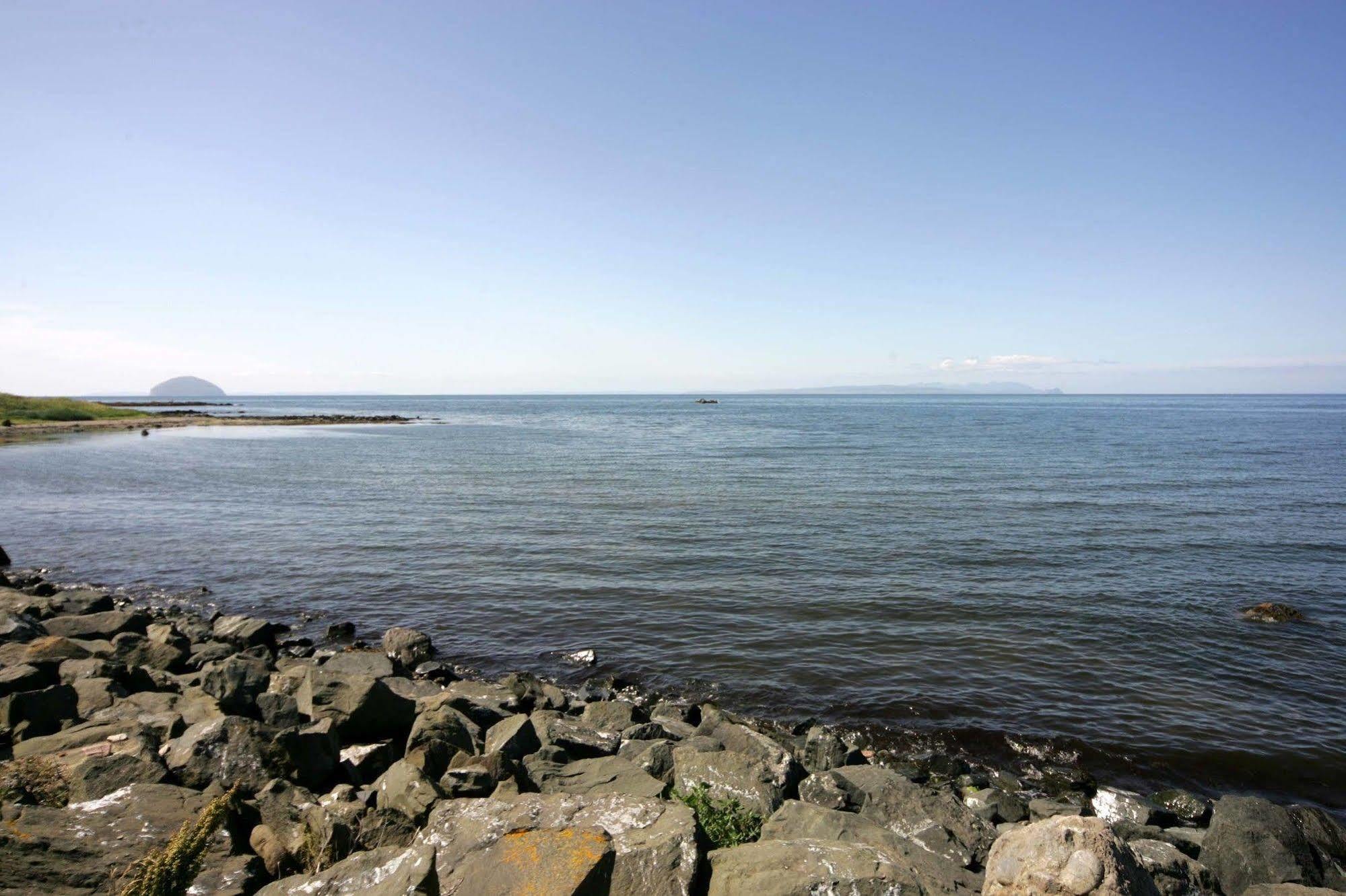 Woodland Bay Hotel Girvan Esterno foto